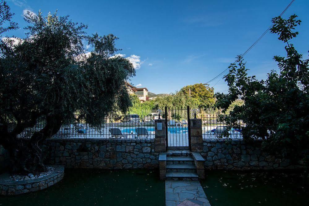 Villa Io Stoúpa Exterior foto